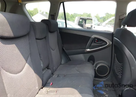 2006 Toyota Rav4 Sport V6 from USA, damaged, VIN JTMBK32V466006371